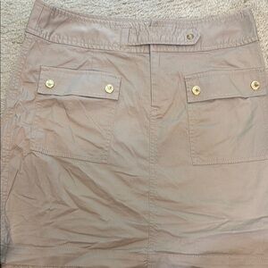 MICHAEL Michael Kors Tan Skirt with Gold Accents Size 6